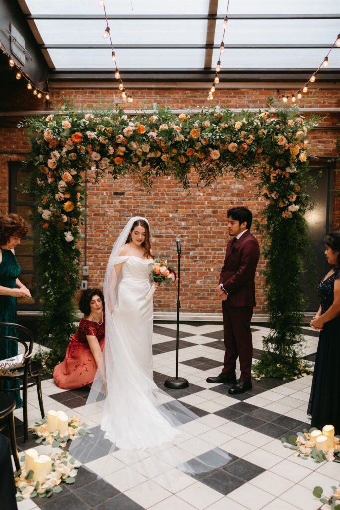 Top 20 Unique Brooklyn Wedding Venues | wedding ceremony photos